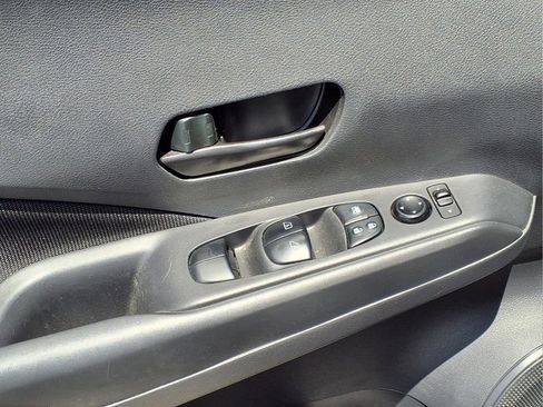 Used 2022 Nissan Kicks S FWD image 20