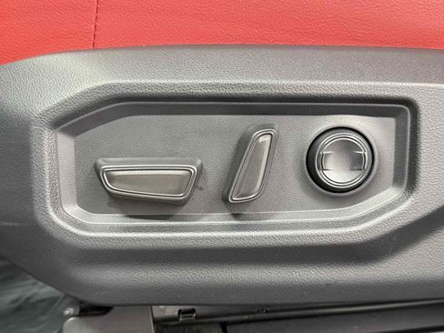 Used 2024 Toyota Sequoia Platinum image 36