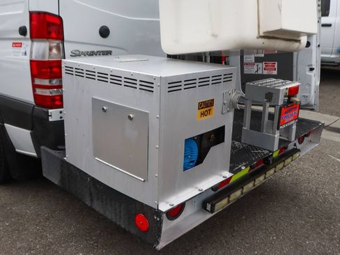 Used 2013 Mercedes-Benz Sprinter 3500 w/ High Idle Fixed Pkg image 10