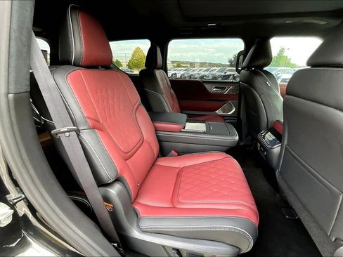 New 2026 INFINITI QX80 Autograph w/ Premium Cargo Package image 21