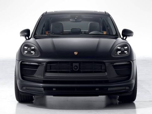 New 2026 Porsche Macan GTS image 8