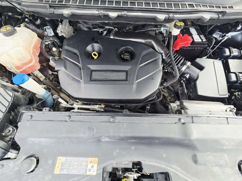 Used 2018 Ford Edge SEL w/ Equipment Group 201A image 18