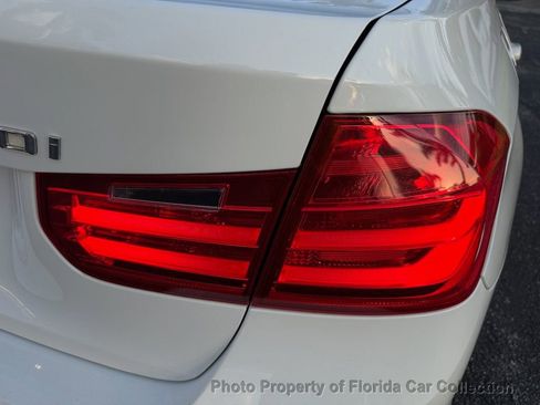 Used 2014 BMW 320i Sedan RWD image 30