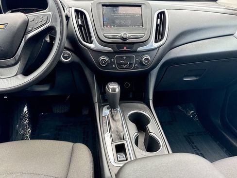 Used 2019 Chevrolet Equinox LT AWD/4WD image 18