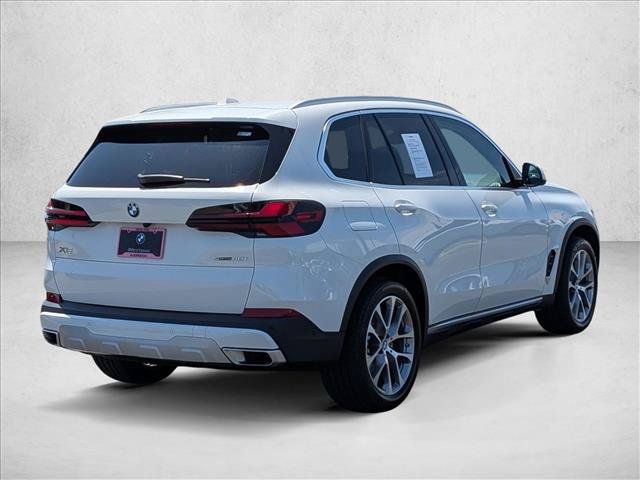 Used 2026 BMW X5 sDrive40i RWD image 5