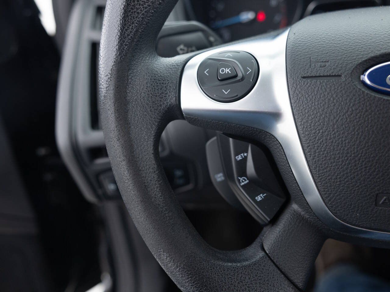Used 2013 Ford Focus SE FWD image 36