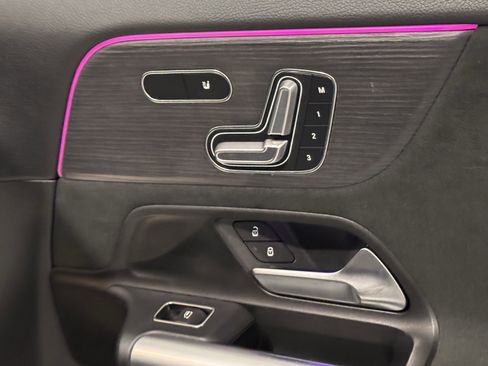 Used 2023 Mercedes-Benz GLA 250 GLA 250 image 40