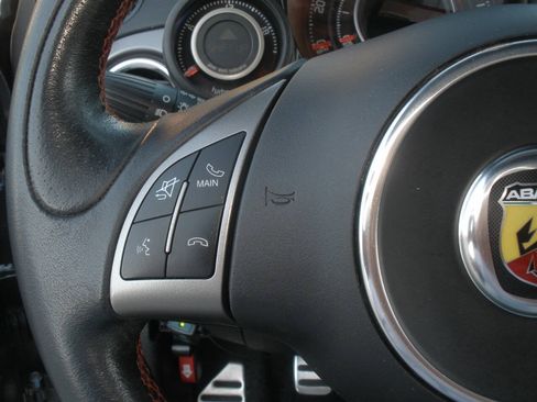 Used 2013 FIAT 500 Abarth FWD image 32