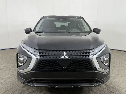 Used 2026 Mitsubishi Eclipse Cross LE AWD/4WD image 2