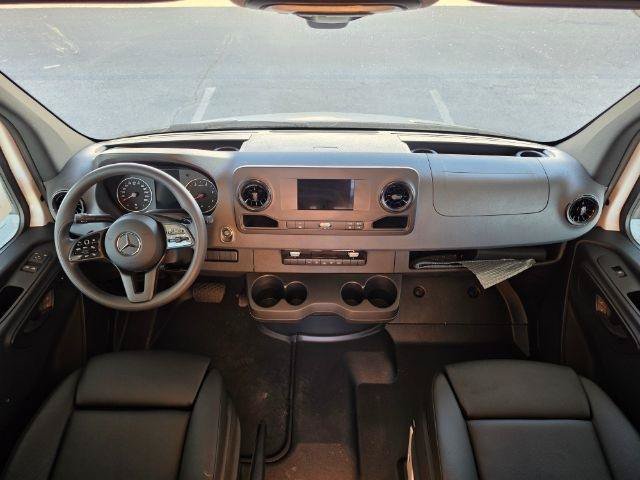 Used 2024 Mercedes-Benz Sprinter 3500 image 10
