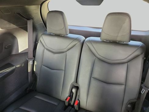 Used 2023 Cadillac XT6 Premium Luxury w/ Technology Package FWD image 13