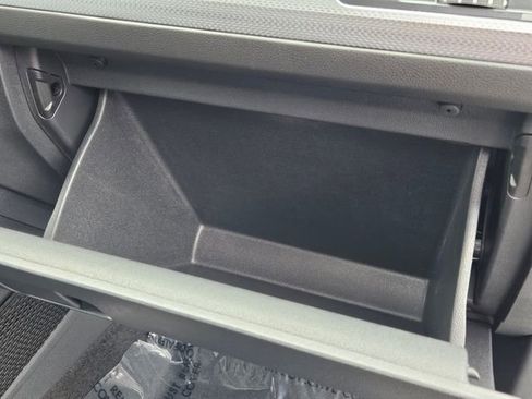 Used 2023 Volkswagen Tiguan S image 18