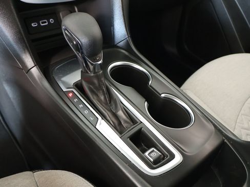 Used 2024 Chevrolet Equinox LS FWD image 7