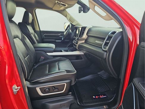 Used 2019 RAM 1500 Laramie AWD/4WD image 23