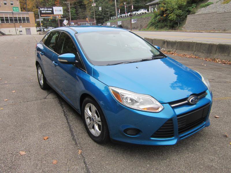 Used 2013 Ford Focus SE FWD image 3