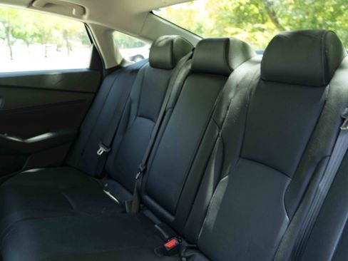 Used 2024 Honda Accord EX-L image 18