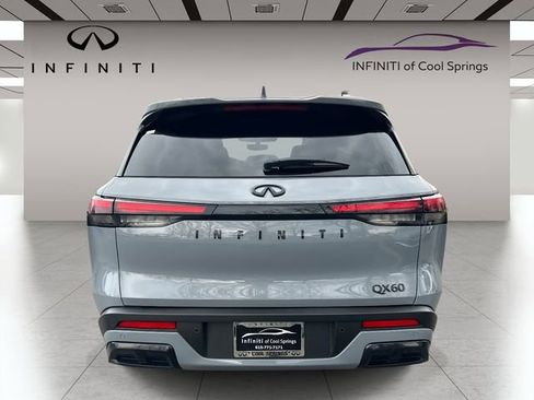 Used 2025 INFINITI QX60 Luxe w/ Black Edition image 6