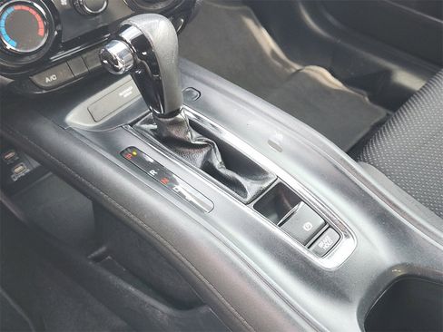 Certified 2022 Honda HR-V Sport image 19