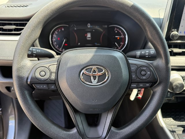 Used 2025 Toyota RAV4 LE FWD image 15