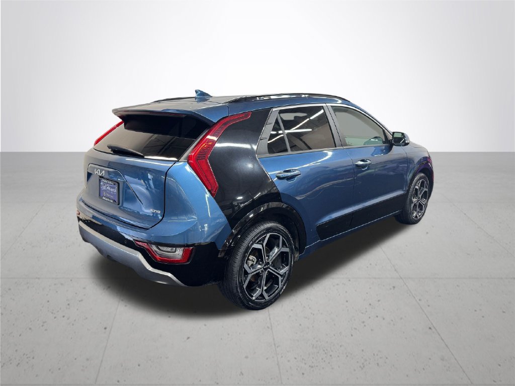 Used 2023 Kia Niro SX Touring FWD image 8