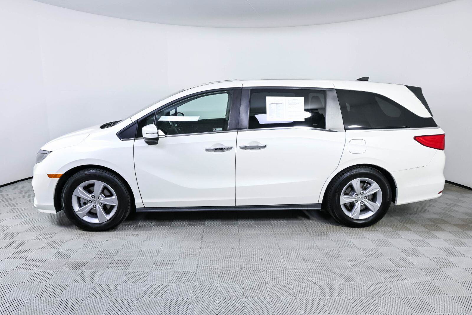 Used 2018 Honda Odyssey EX-L image 2