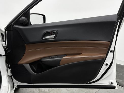 Used 2021 Acura ILX w/ Premium Package image 31