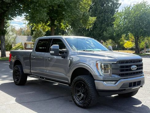 Used 2021 Ford F150 Lariat w/ Equipment Group 502A High AWD/4WD image 8