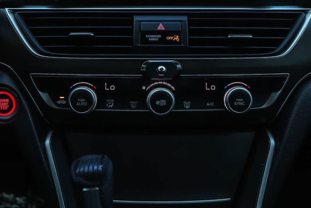 Used 2018 Honda Accord LX image 13
