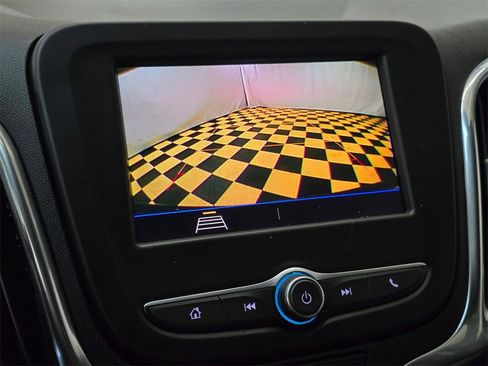 Used 2020 Chevrolet Equinox LT image 29