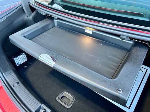 Used 2020 Mercedes-Benz E 450 4MATIC Sedan w/ Parking Assistance Package image 19