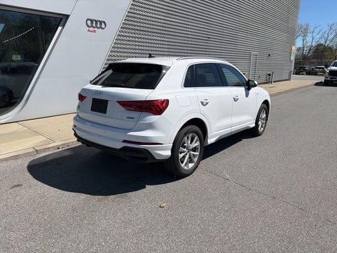 Used 2025 Audi Q3 2.0T Premium w/ Convenience Package AWD/4WD image 3