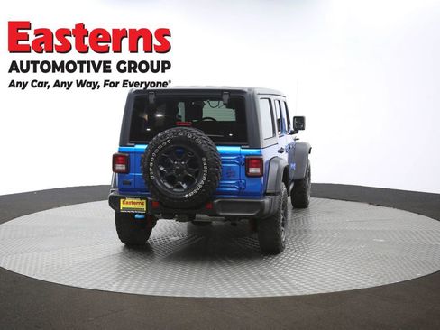 Used 2023 Jeep Wrangler Unlimited w/ Cold Weather Group AWD/4WD image 41