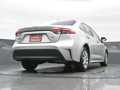 Used 2024 Toyota Corolla LE FWD image 29