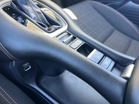 Certified 2023 Honda HR-V Sport image 16