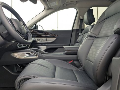 New 2026 Lincoln Nautilus Reserve AWD/4WD image 21