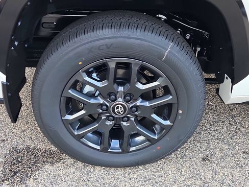 New 2026 Toyota Sequoia Platinum AWD/4WD image 5