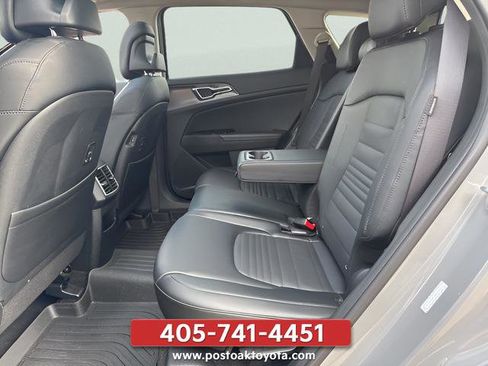 Used 2024 Kia Sportage SX FWD image 31