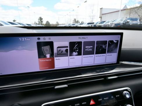 Used 2025 Genesis GV80 2.5T Standard AWD/4WD image 25