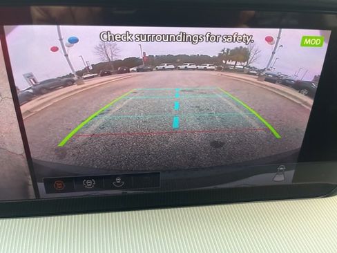 New 2025 Nissan Murano SL image 14