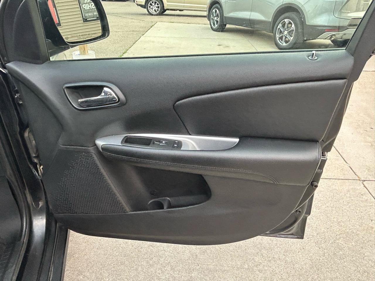 Used 2012 Dodge Journey FWD image 16