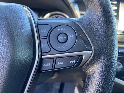 Used 2024 Toyota Camry LE image 32