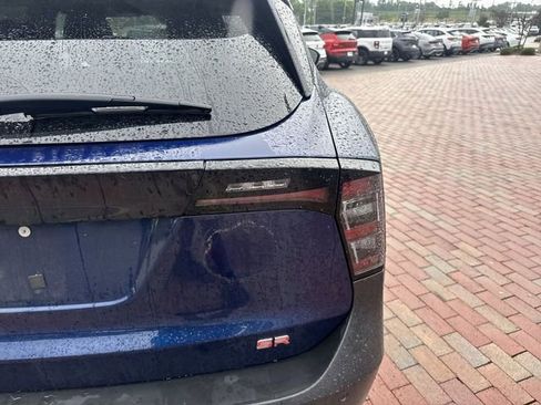 Used 2025 Nissan Kicks SR w/ SR Premium Package FWD image 11