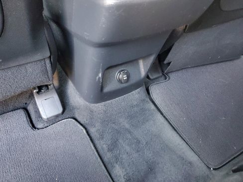 Used 2020 Kia Telluride S image 16