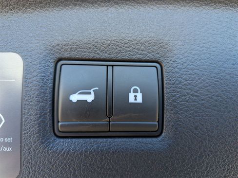 Used 2023 INFINITI QX50 Luxe image 34