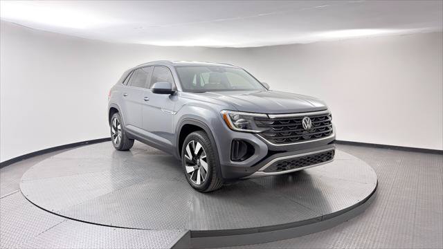 Used 2024 Volkswagen Atlas Cross Sport SE FWD image 9