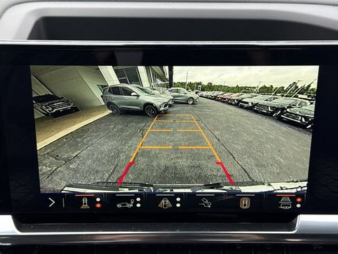 New 2026 GMC Sierra 1500 SLT w/ SLT Premium Plus Package AWD/4WD image 8