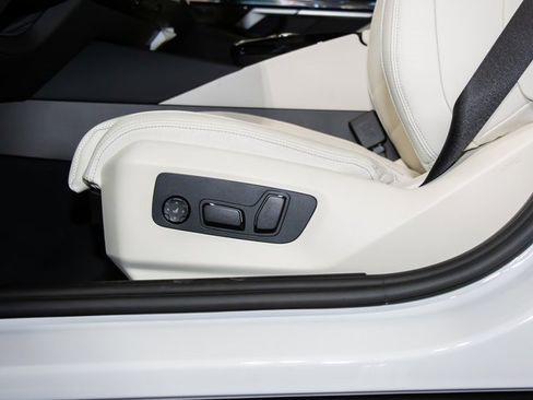 New 2026 BMW 540i xDrive w/ Executive Package image 15