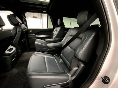 Used 2025 Lincoln Navigator Reserve w/ Jet Appearance Package AWD/4WD image 26