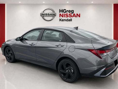 Used 2026 Hyundai Elantra Sport FWD image 2