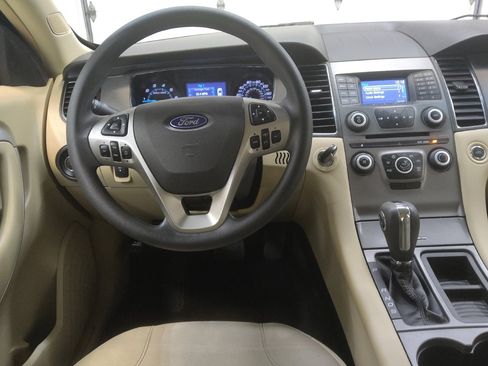 Used 2017 Ford Taurus SE FWD image 22